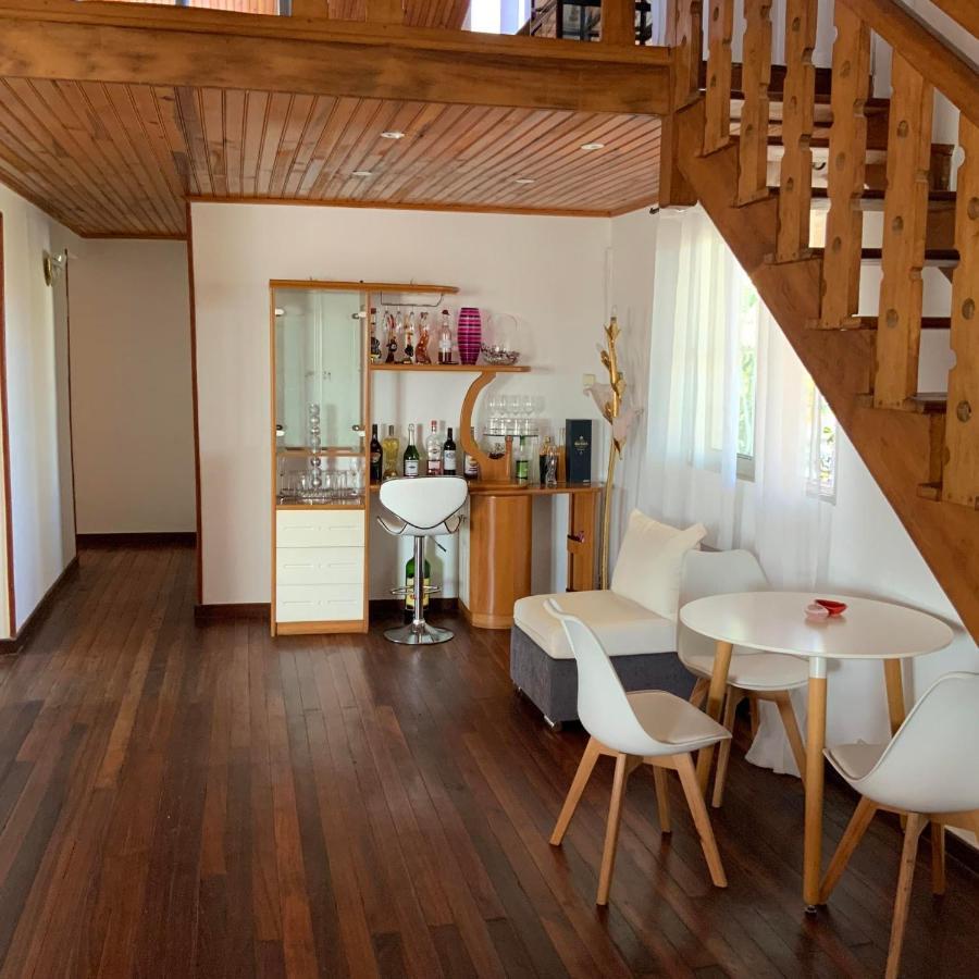 Villa Eden Wood Ivato  Bagian luar foto